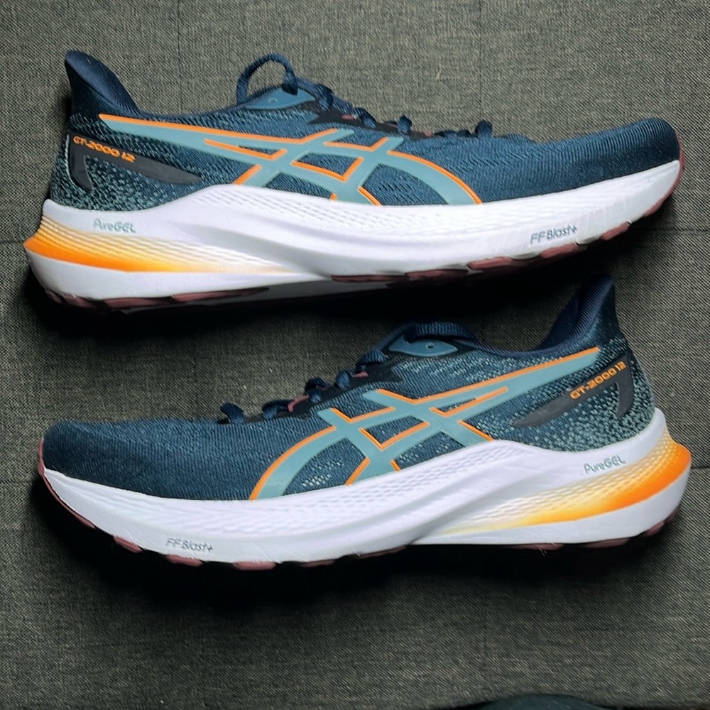 Asics Gt-2000 Mens US Size 10 D Width.